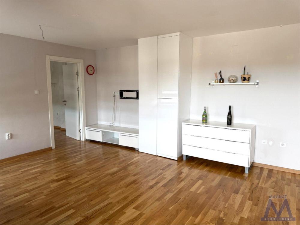 Slika 3 - Dvoiposoban stan na prodaju, 61m2, 159.000€