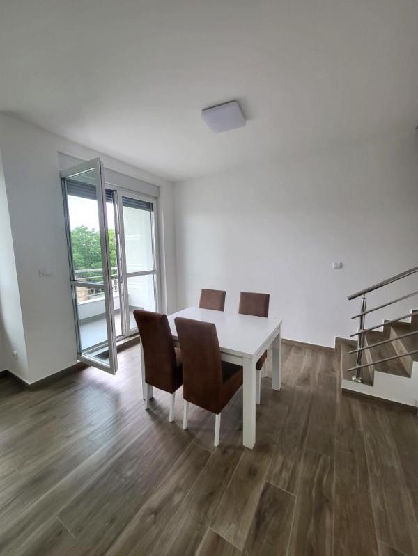 Slika 5 - Pregrevica, Trosoban stan za izdavanje, 80m2, 800€