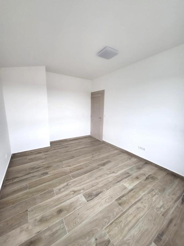 Slika 8 - Pregrevica, Trosoban stan za izdavanje, 80m2, 800€