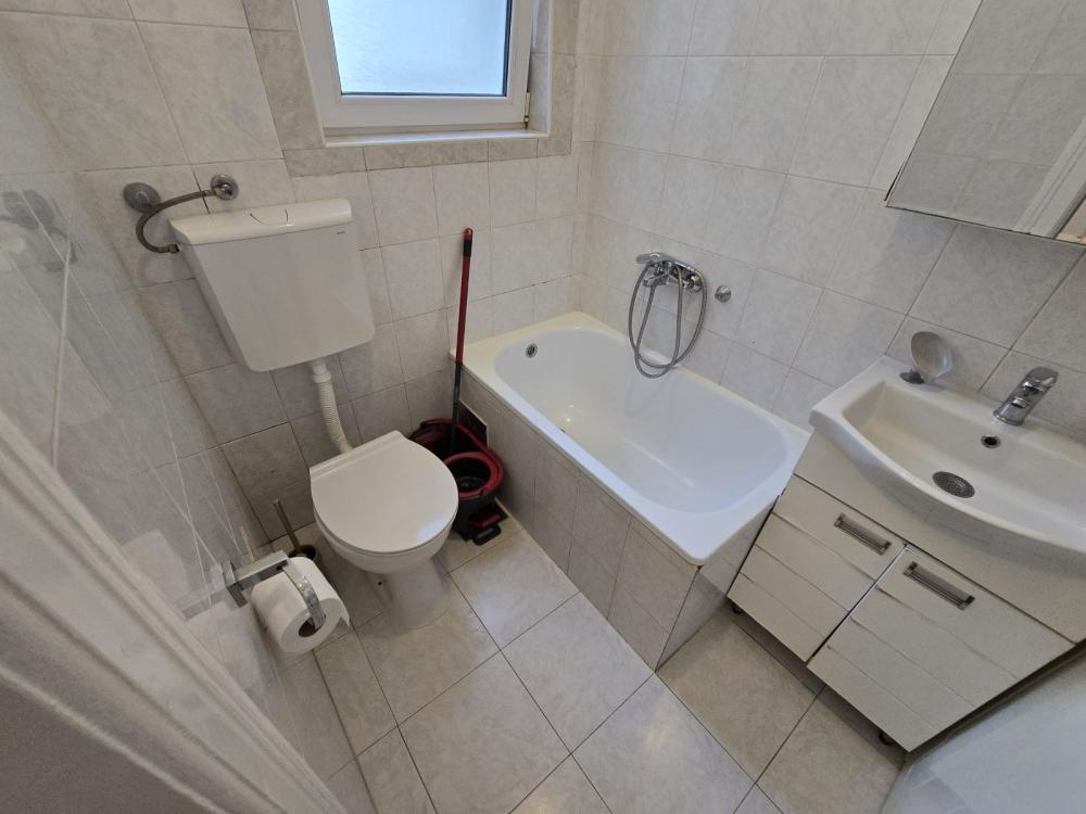 Slika 7 - Đuke Dinić, Dvosoban stan za izdavanje, 50m2, 500€