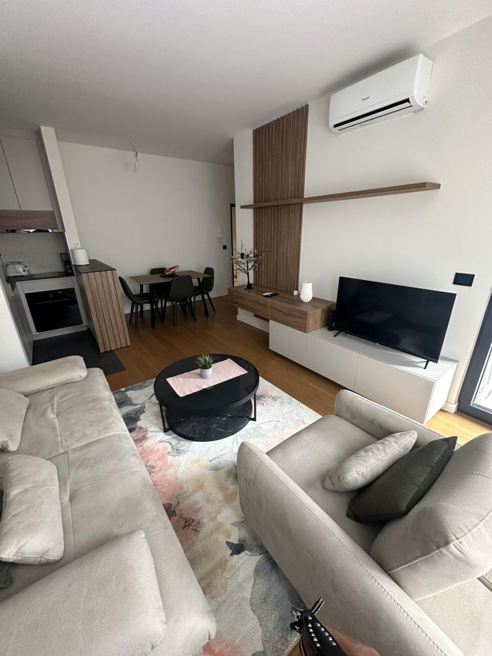 Glavna slika -Banijska, Trosoban stan za izdavanje, 53m2, 700€