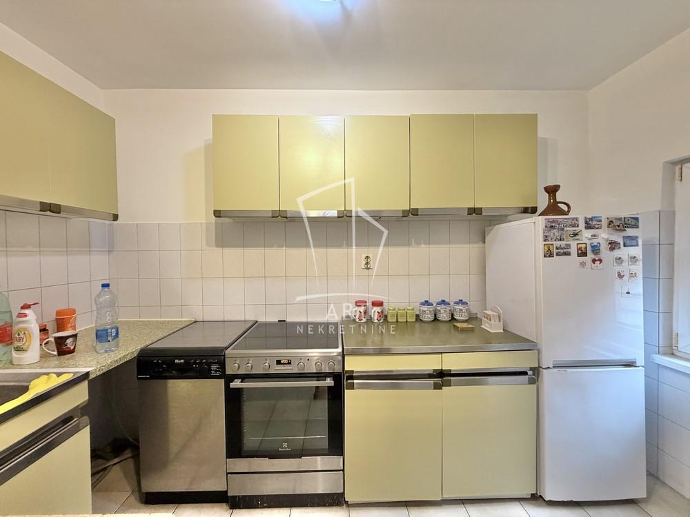 Slika 11 - Koste Jovanovića, Četvorosoban stan na prodaju, 96m2, 355.000€