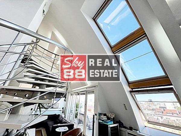 Slika 6 - Hadži Prodanova, Četvoroiposoban stan na prodaju, 182m2, 890.000€