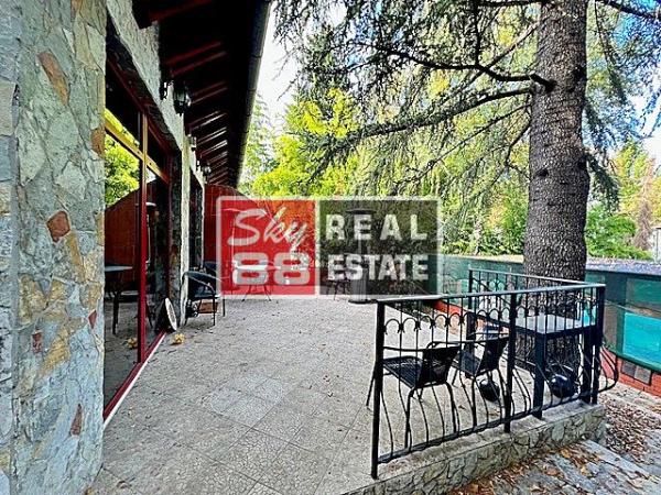Slika 2 -  Kuća na prodaju, 365m2, 3.250.000€