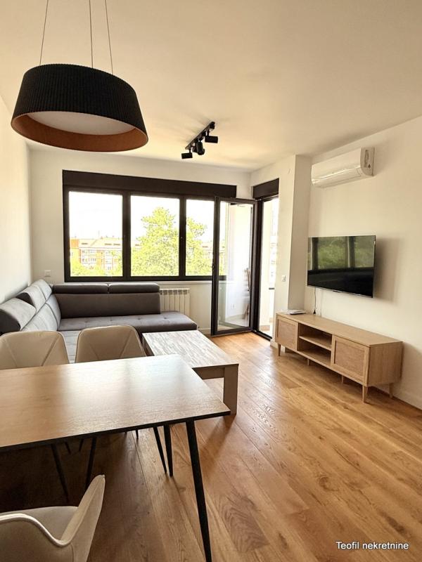 Slika 1 - Radnička, Jednoiposoban stan za izdavanje, 40m2, 800€