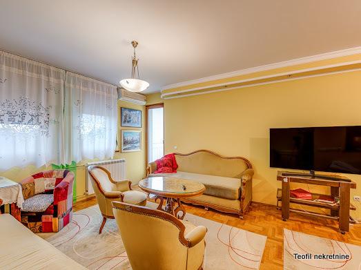 Glavna slika -Ulofa Palmea, Trosoban stan na prodaju, 82m2, 240.000€
