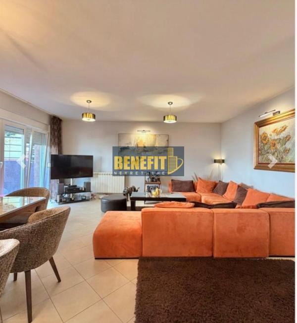 Glavna slika - Stan na prodaju, 298m2, 825.000€