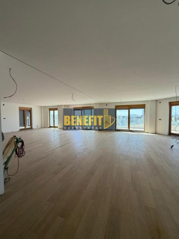 Slika 4 - Četvorosoban stan na prodaju, 317m2, 1.800.000€