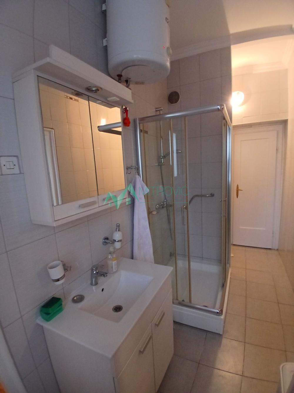 Slika 3 - Dvoiposoban stan za izdavanje, 71m2, 450€