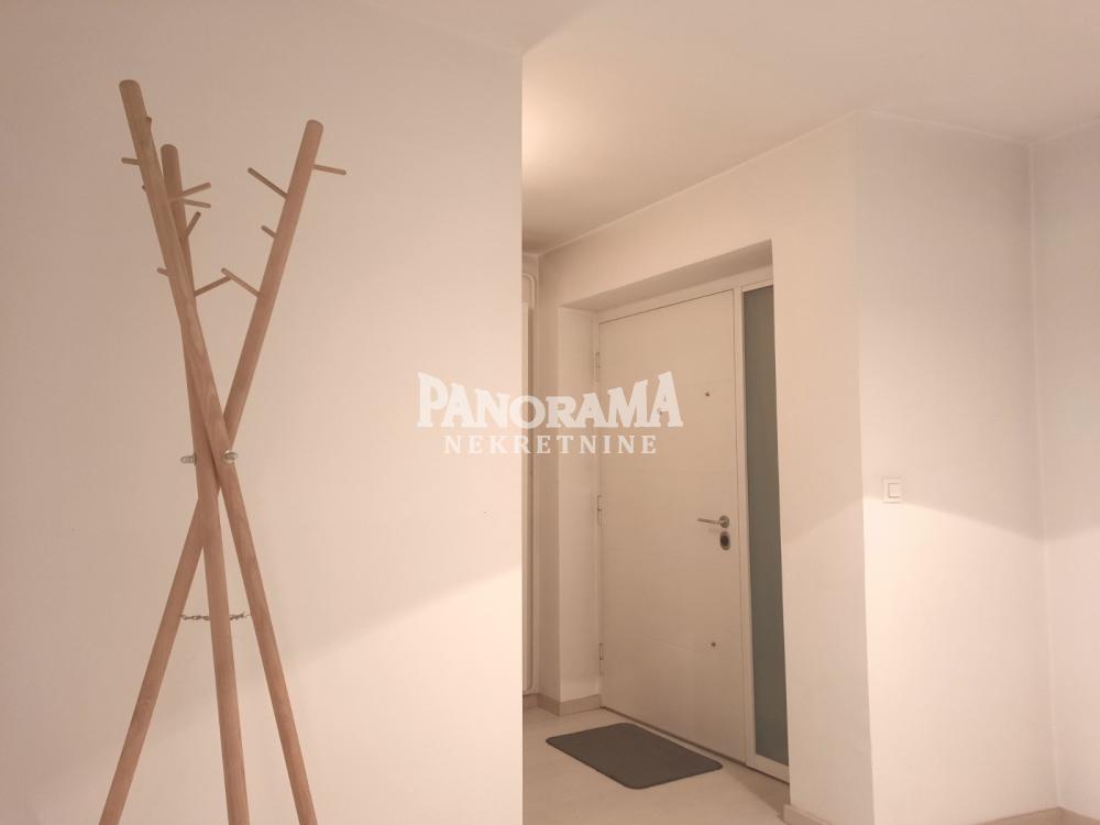 Slika 10 - Mite Ružića,  Lokal za izdavanje, 56m2, 650€