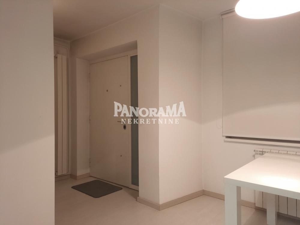 Slika 11 - Mite Ružića,  Lokal za izdavanje, 56m2, 650€
