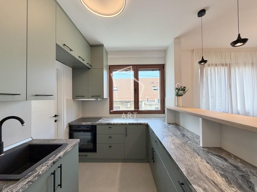 Slika 6 - Pčinjska, Trosoban stan za izdavanje, 85m2, 1.300€