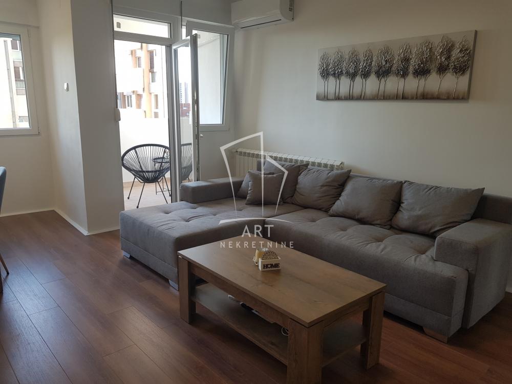Slika 1 - Resavska, Dvosoban stan za izdavanje, 52m2, 900€
