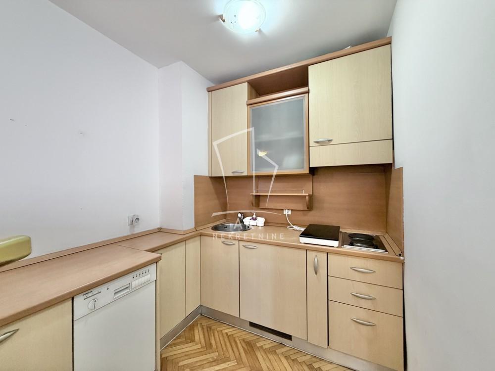 Slika 8 - Durmitorska, Trosoban stan za izdavanje, 100m2, 800€