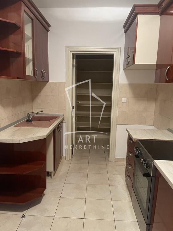 Slika 6 - Bilećka, Dvosoban stan za izdavanje, 52m2, 700€