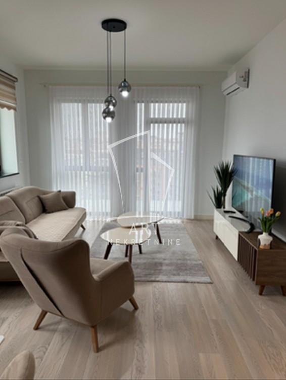 Glavna slika -Luke Ćelovića Trebinjca, Četvorosoban stan za izdavanje, 111m2, 2.300€