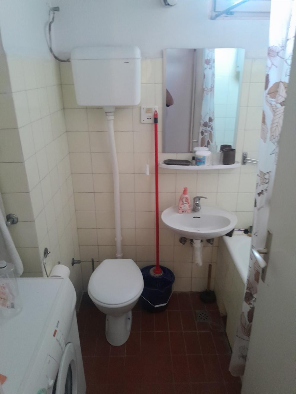 Slika 6 - Nehruova, Četvorosoban stan za izdavanje, 100m2, 600€