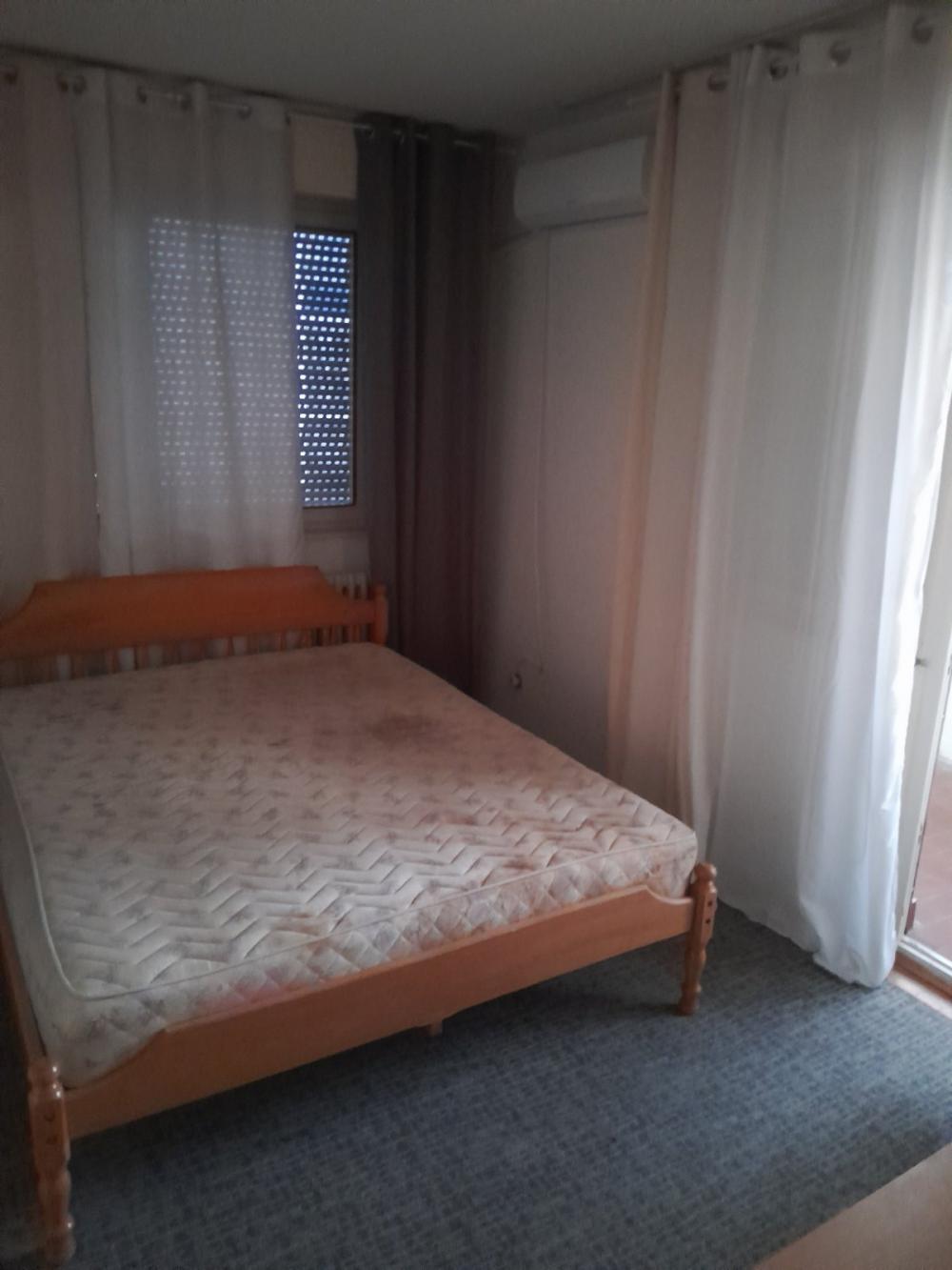 Slika 3 - Nehruova, Četvorosoban stan za izdavanje, 100m2, 600€
