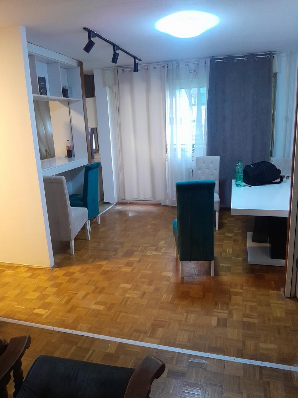 Slika 1 - Nehruova, Četvorosoban stan za izdavanje, 100m2, 600€