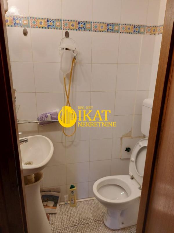 Slika 9 - Krunska, Trosoban stan na prodaju, 76m2, 385.000€