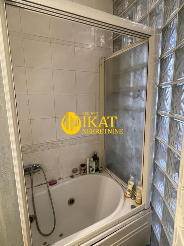 Slika 10 - Krunska, Trosoban stan na prodaju, 76m2, 385.000€