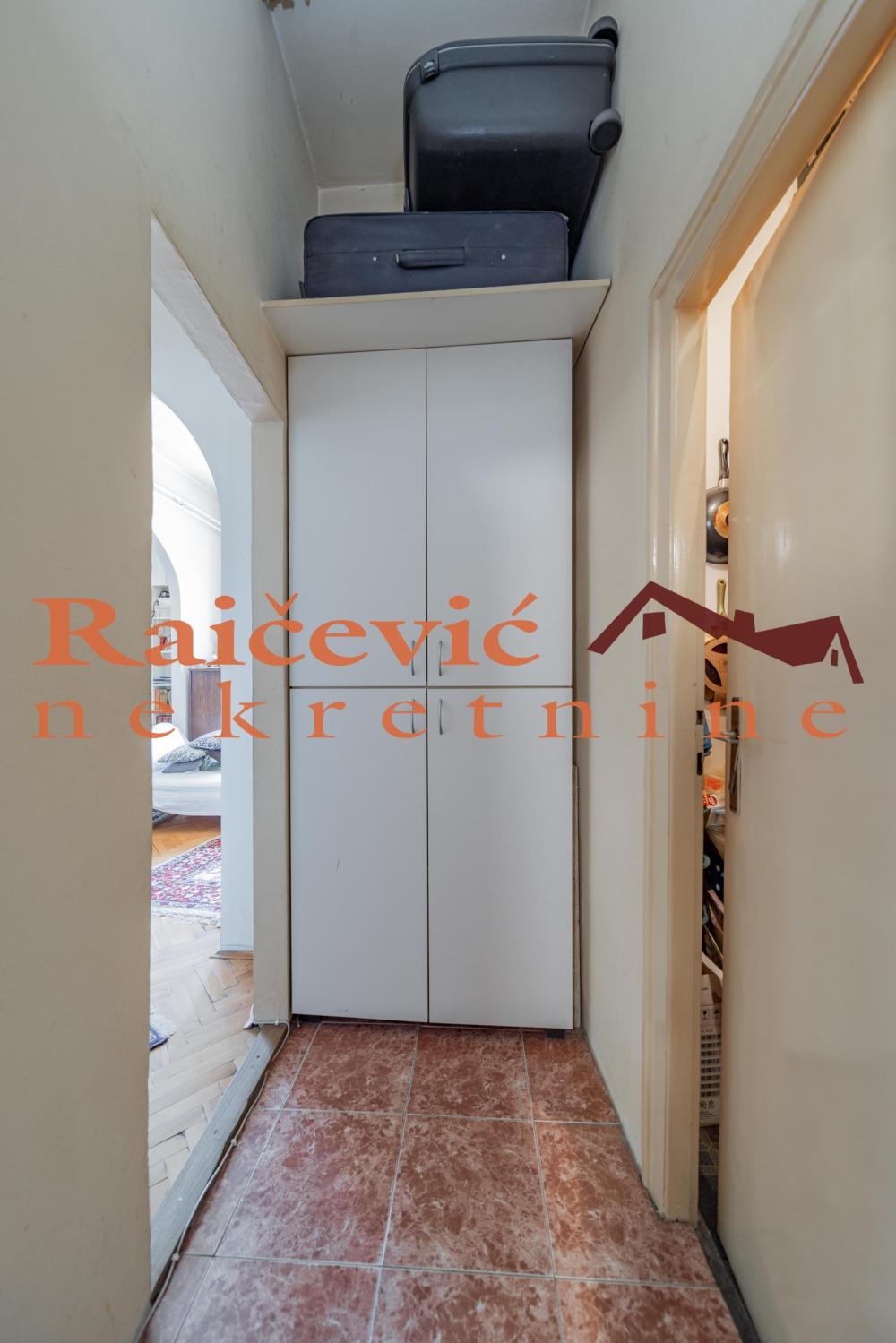 Slika 7 - Vlajkoviceva, Četvorosoban stan na prodaju, 113m2, 635.000€