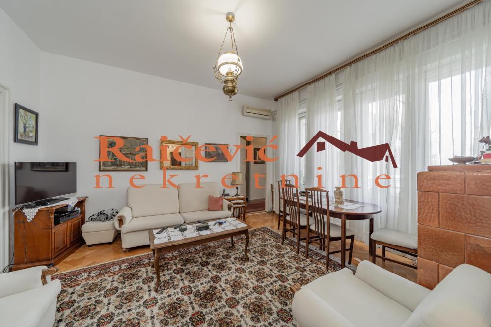 Glavna slika -Vlajkoviceva, Četvorosoban stan na prodaju, 115m2, 795.000€