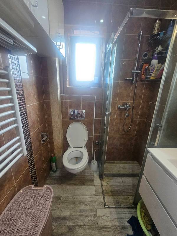 Slika 10 - Zivka Petrovica, Trosoban stan za izdavanje, 70m2, 800€