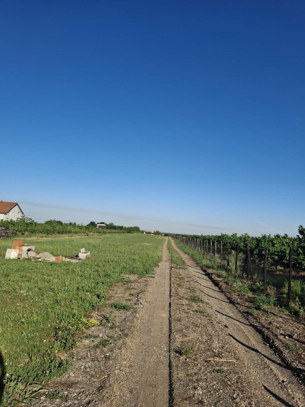 Glavna slika - Plac na prodaju, Bečmen, 9.500€