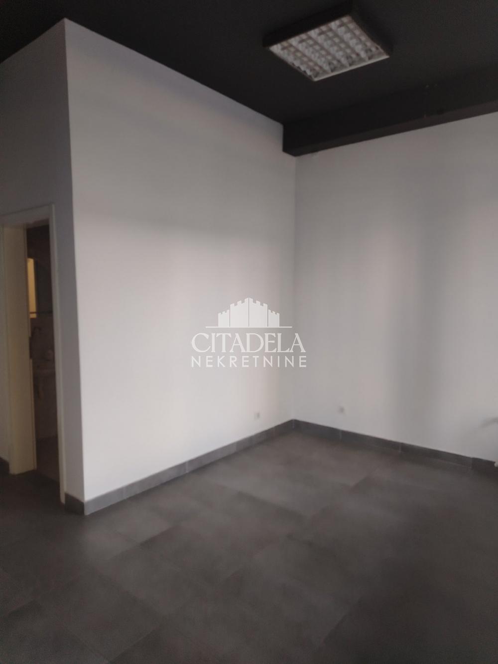 Slika 2 - Omladinskih brigada,  Lokal na prodaju, 85m2, 240.000€