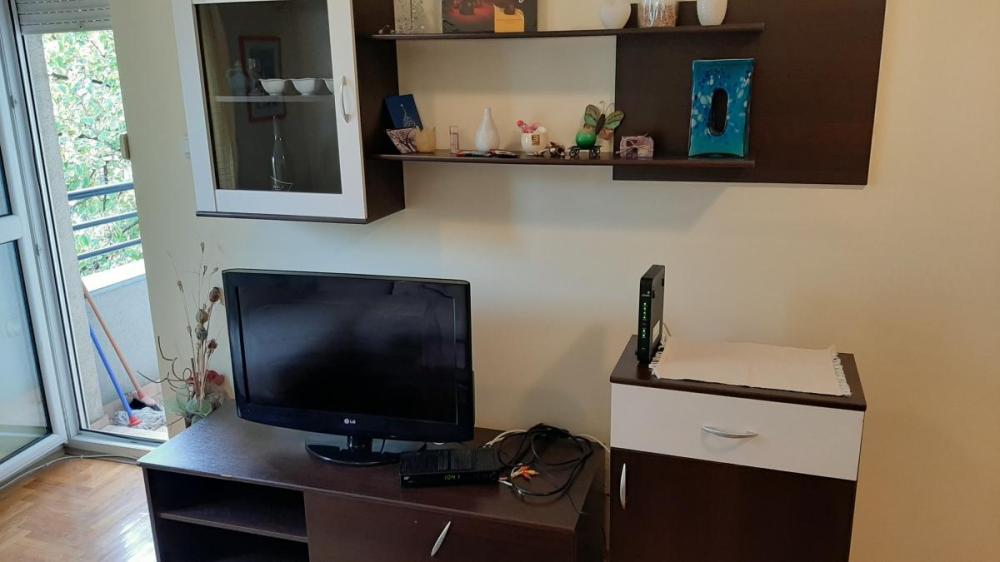 Slika 2 - Jednoiposoban stan za izdavanje, 37m2, 400€