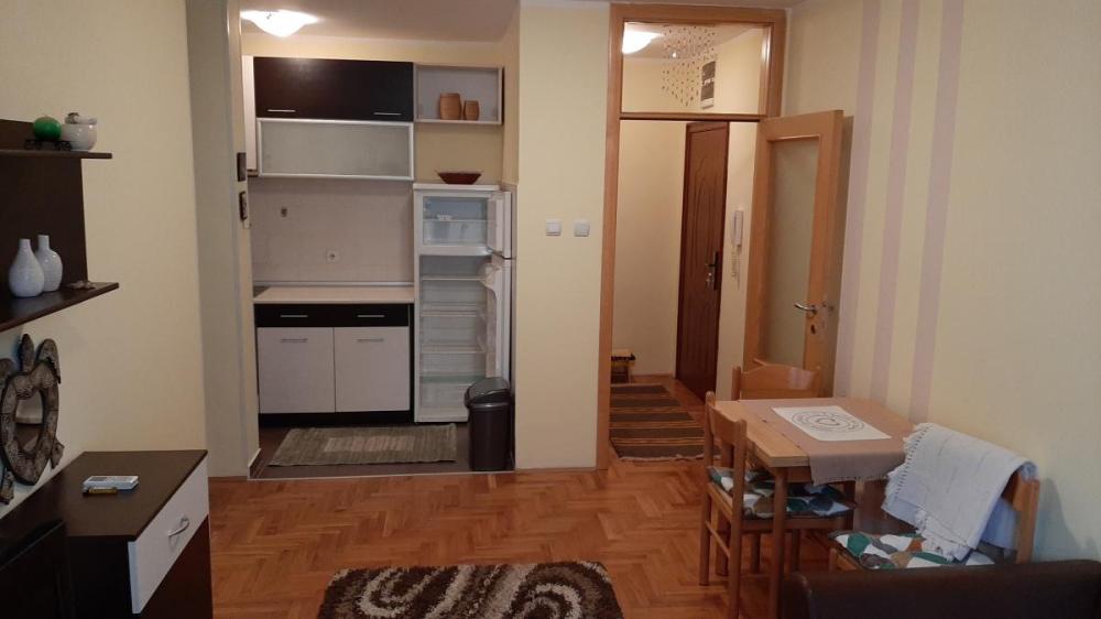Slika 4 - Jednoiposoban stan za izdavanje, 37m2, 400€