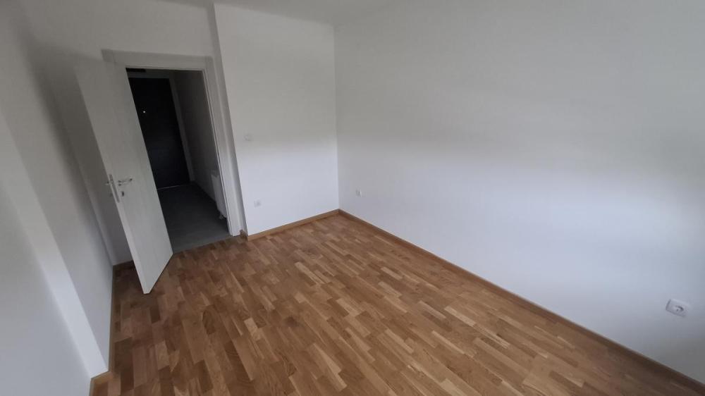 Slika 10 - Trosoban stan za izdavanje, 75m2, 600€