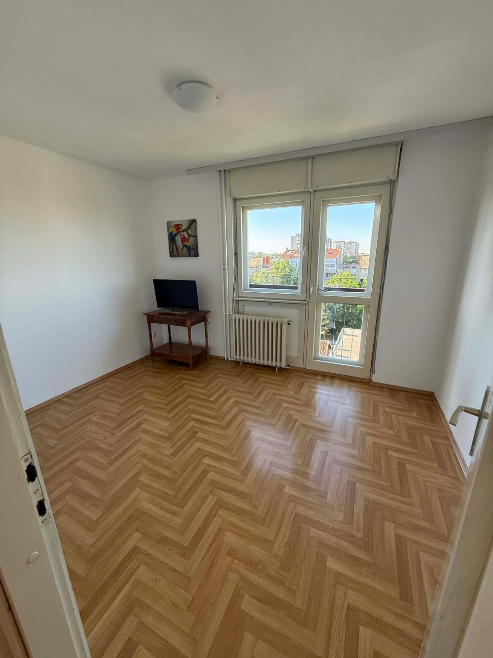 Slika 2 - Prvomajska, Četvorosoban stan za izdavanje, 70m2, 500€