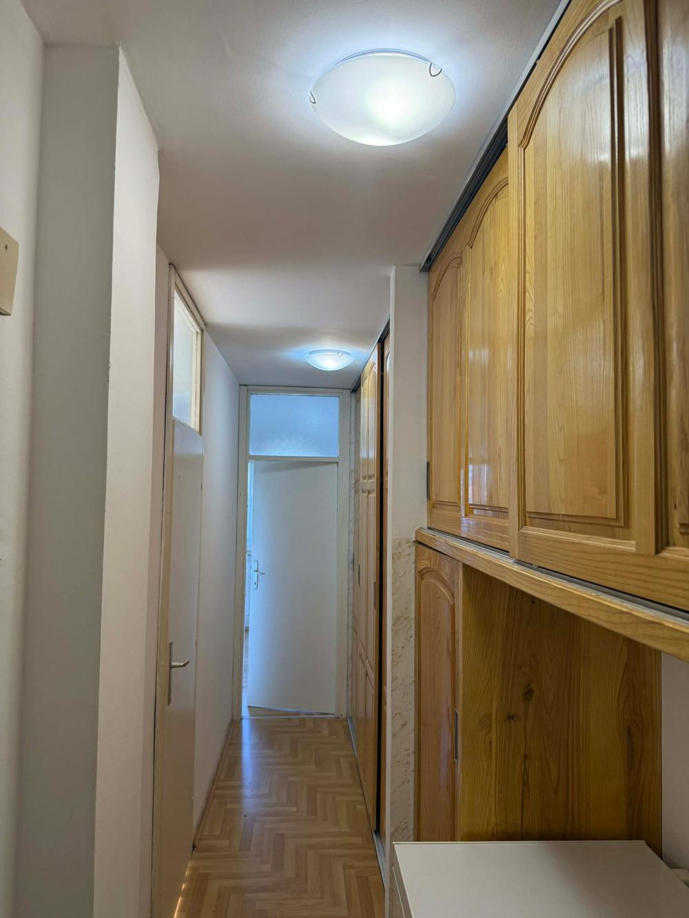 Slika 9 - Prvomajska, Četvorosoban stan za izdavanje, 70m2, 500€