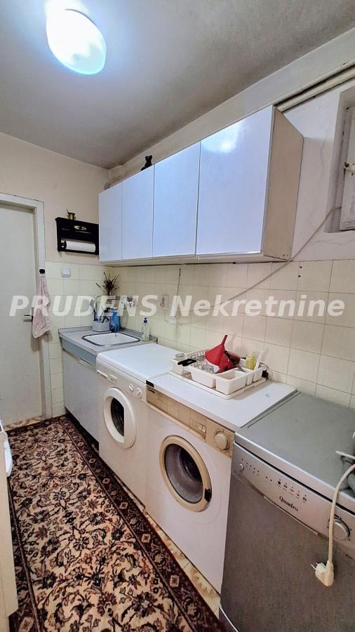Slika 5 - Bulevar revolucije,  Kuća na prodaju, 333m2, 280.000€