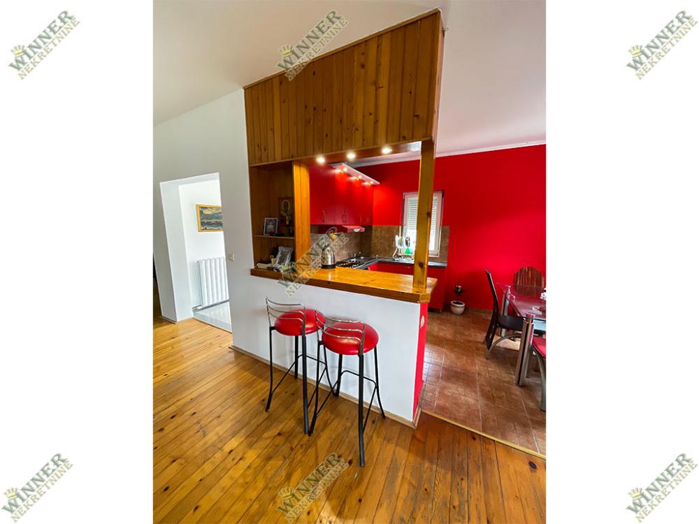 Slika 10 - Isidora Stojanovića,  Kuća na prodaju, 218m2, 219.900€