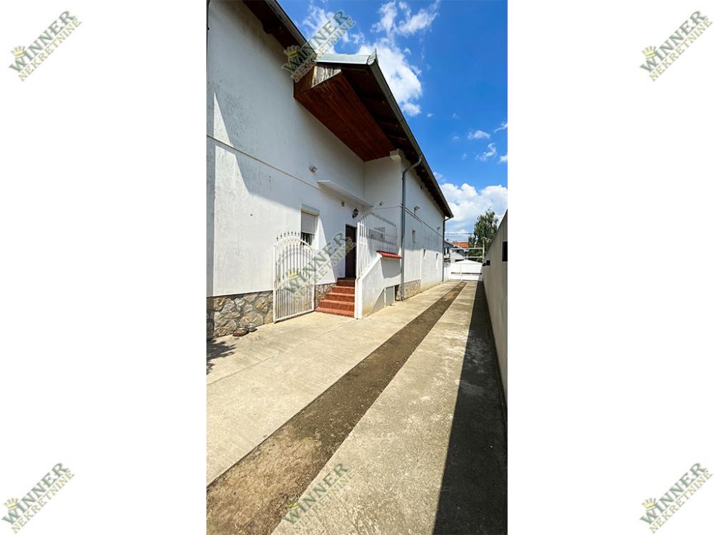Slika 5 - Isidora Stojanovića,  Kuća na prodaju, 218m2, 219.900€