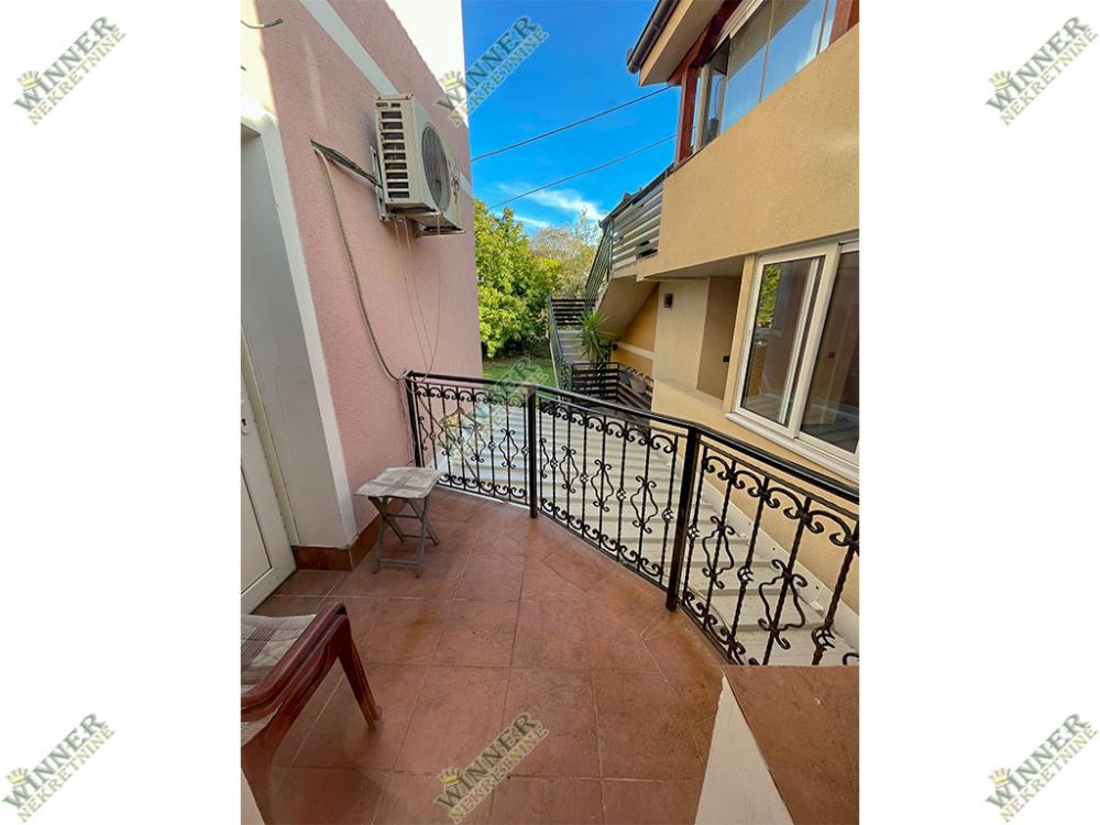 Slika 10 - Milana Uzelca, Trosoban stan na prodaju, 72m2, 179.000€
