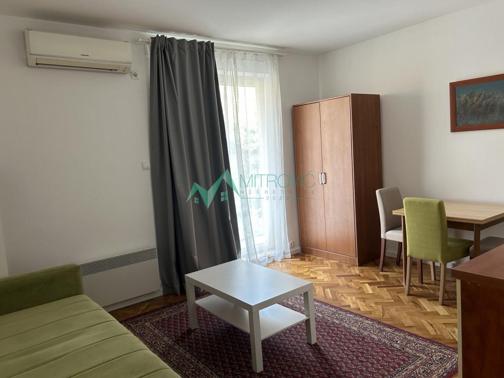 Slika 1 - Jednosoban stan za izdavanje, 26m2, 320€
