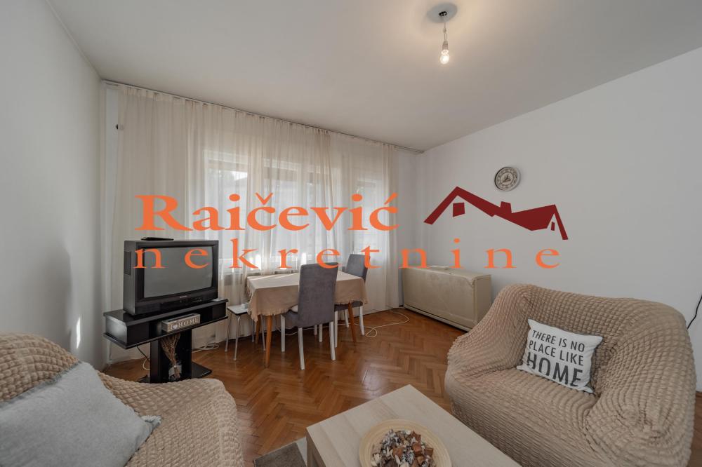 Slika 3 - Sanska, Troiposoban stan za izdavanje, 88m2, 500€