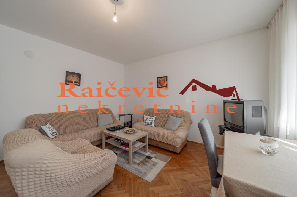 Slika 1 - Sanska, Troiposoban stan na prodaju, 88m2, 180.000€