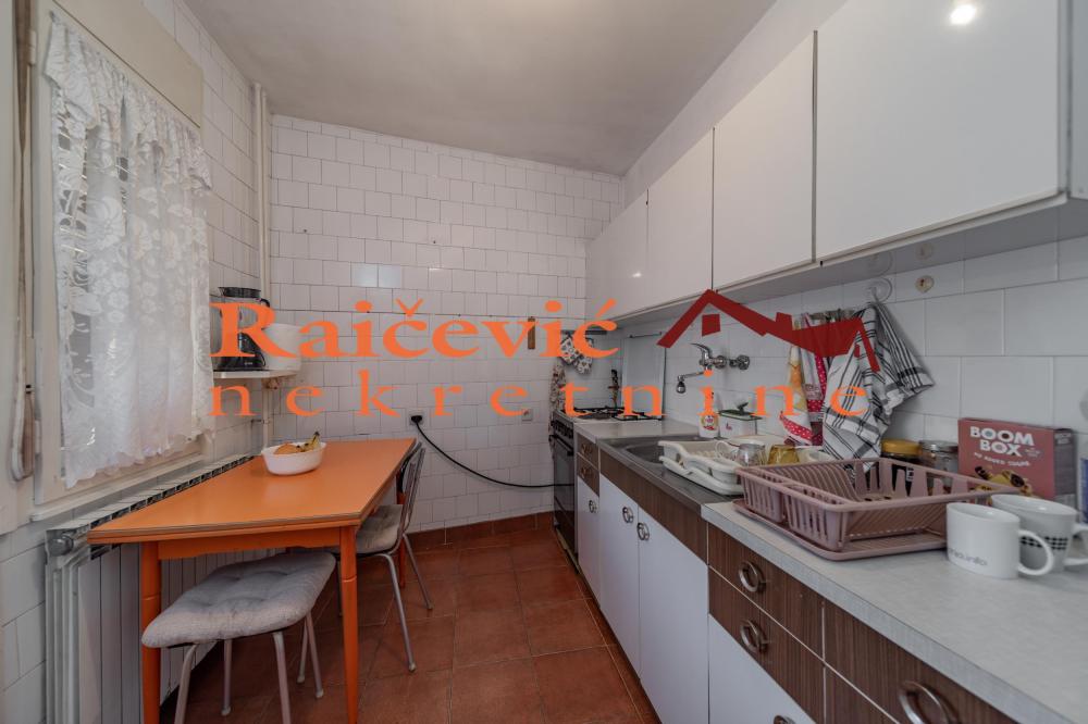 Slika 6 - Sanska, Troiposoban stan na prodaju, 88m2, 180.000€