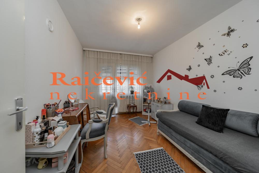 Slika 8 - Sanska, Troiposoban stan na prodaju, 88m2, 180.000€