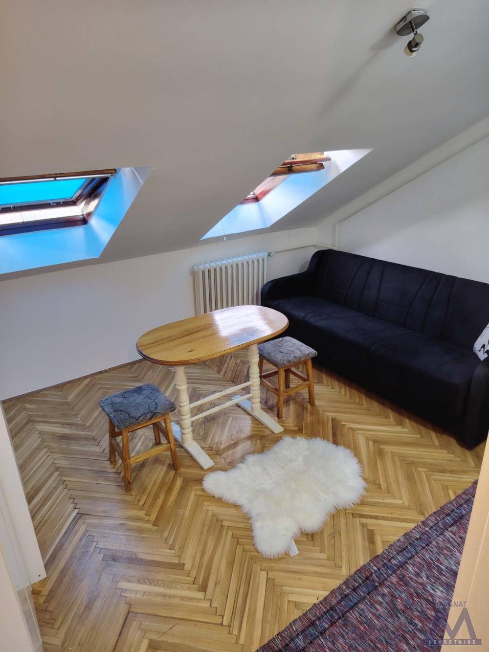 Slika 2 -  Stan za izdavanje, 250€