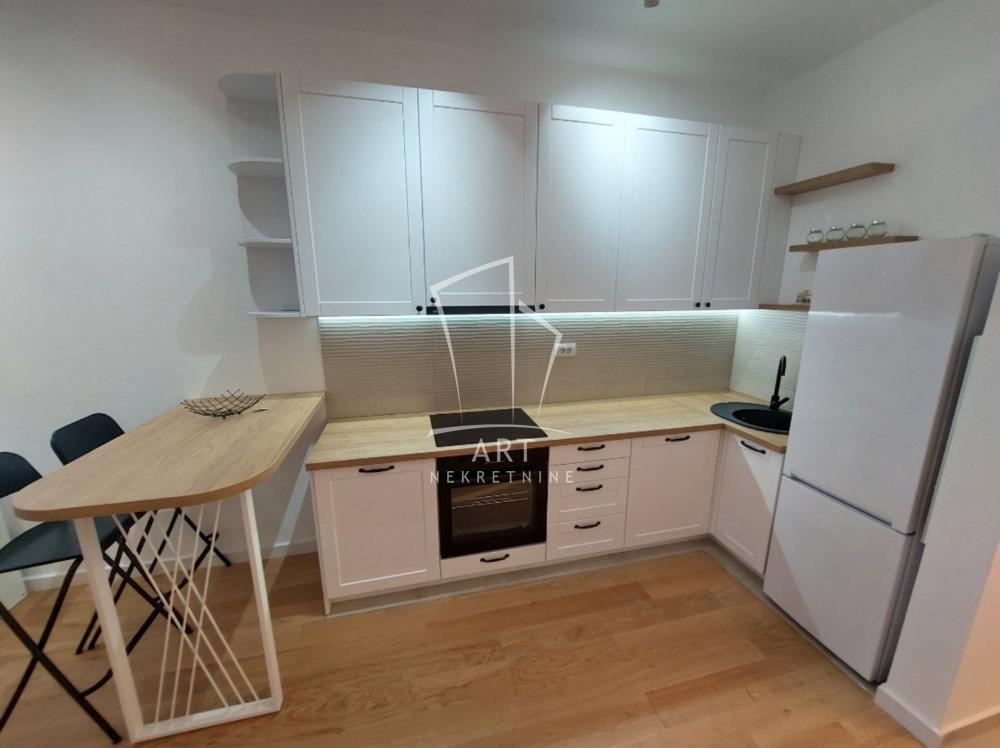 Slika 5 - Živojina Žujovića, Dvosoban stan za izdavanje, 43m2, 600€
