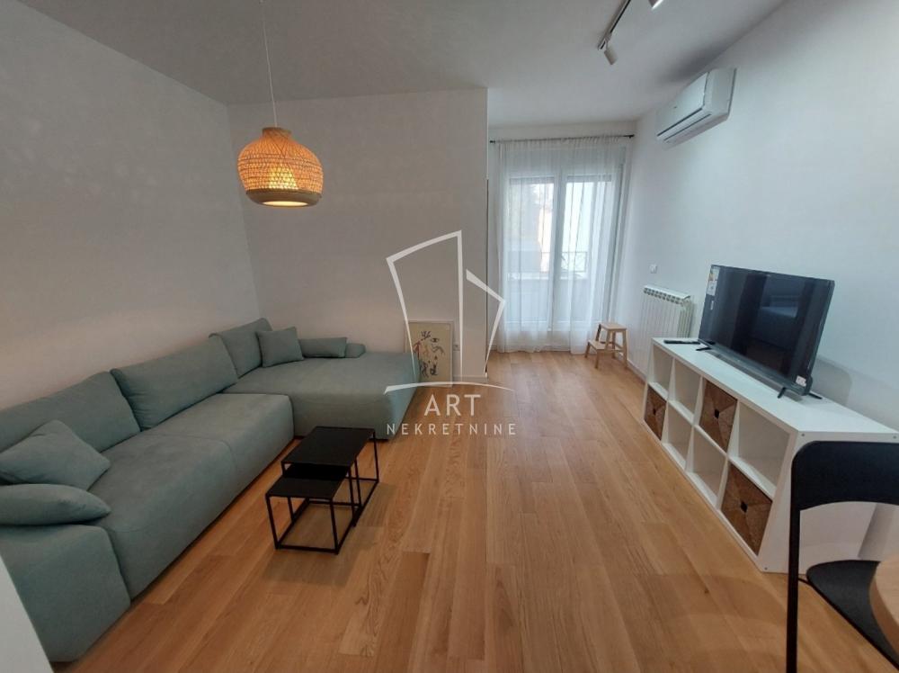 Slika 2 - Živojina Žujovića, Dvosoban stan za izdavanje, 43m2, 600€