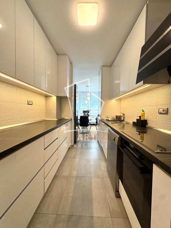 Slika 5 - Bulevar Kralja Aleksandra, Četvorosoban stan za izdavanje, 87m2, 1.200€