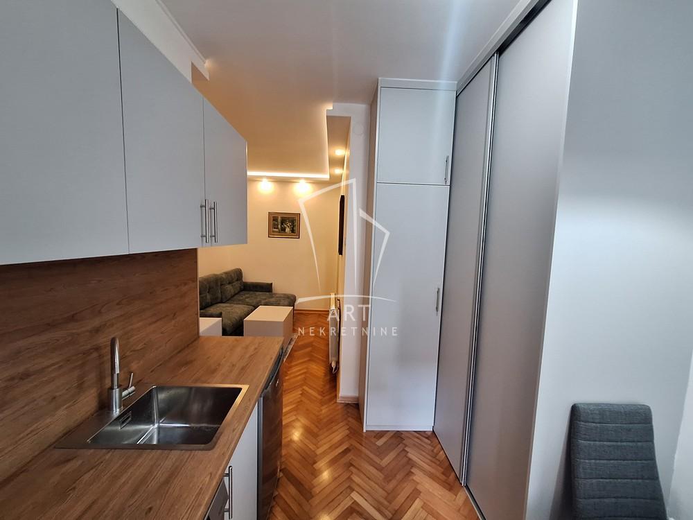 Slika 3 - Topličin Venac,  Stan za izdavanje, 26m2, 500€