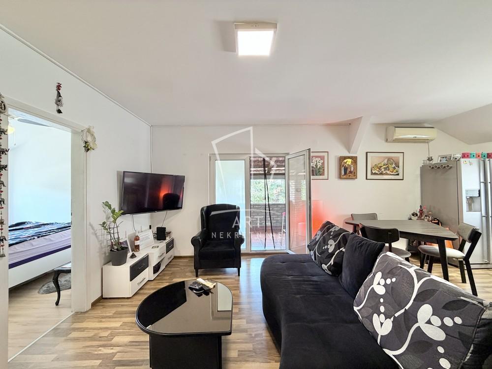 Slika 1 - Veselina Čajkanovića, Dvosoban stan na prodaju, 54m2, 160.000€
